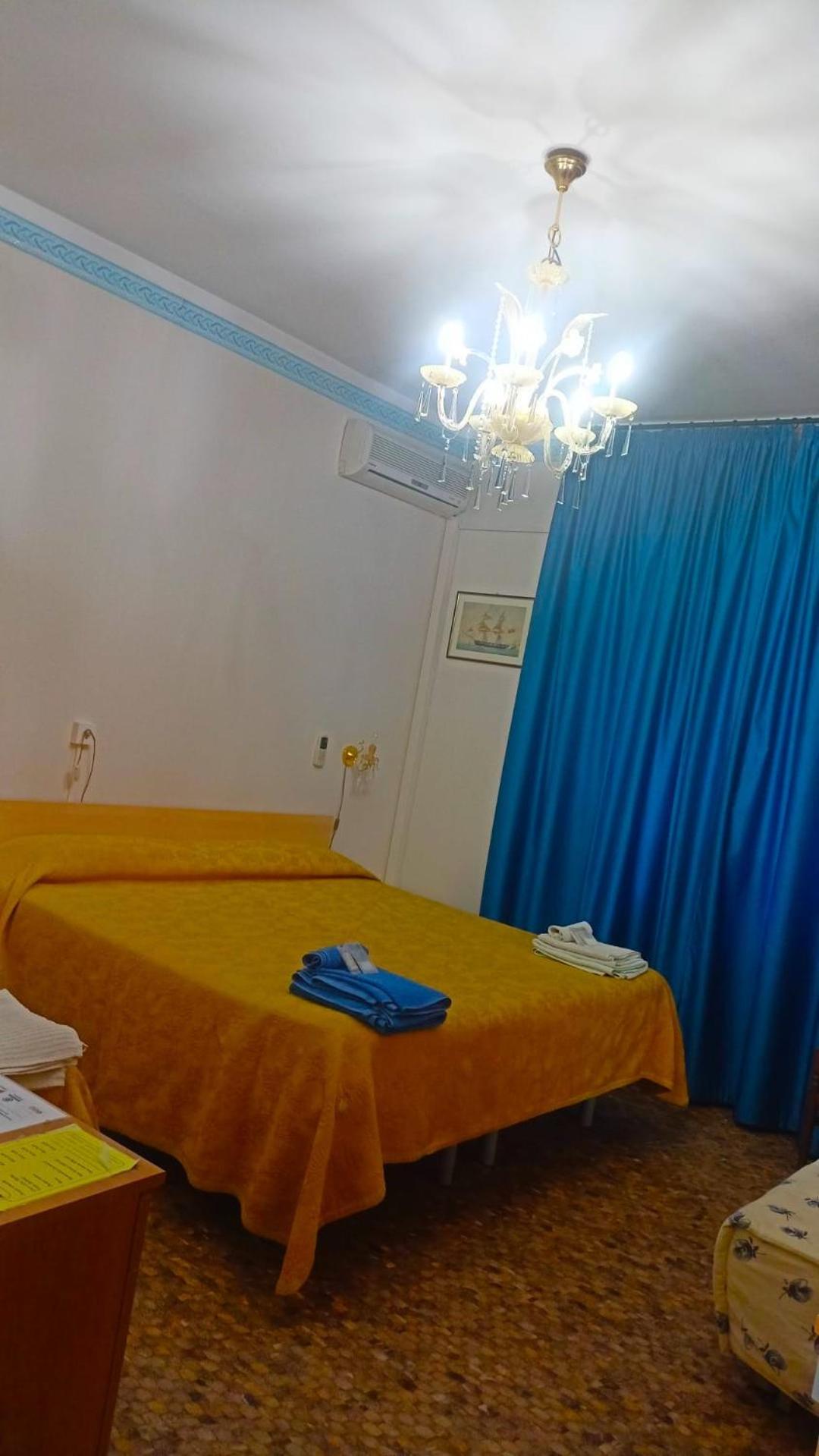 B&B Solana Ноли Экстерьер фото