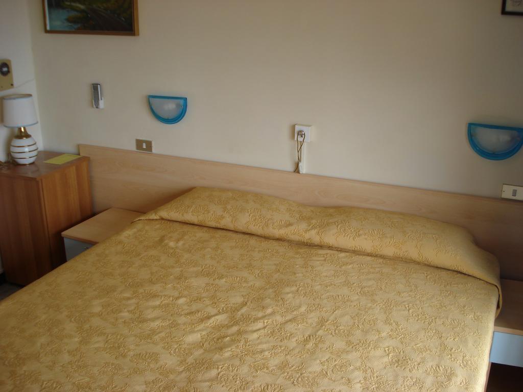 B&B Solana Ноли Экстерьер фото