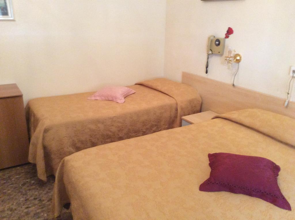 B&B Solana Ноли Экстерьер фото